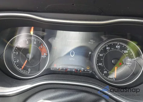 2021 Jeep Cherokee Limited 4X4 z USA, uszkodzony, nr VIN 1C4PJMDXXMD174831